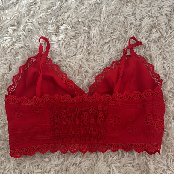 Red Lace Tank - Picture 2 of 2